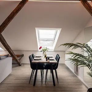 Crest - Riverside Lofts Mit Parken I Balkon I Kueche I Regendusche Apartment
