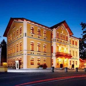 Hotel & Restaurant Waldschloss, Passavia